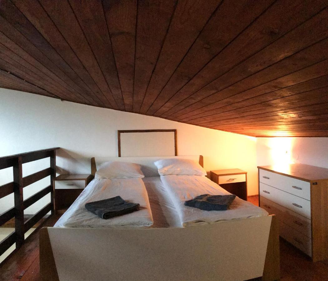 Apartmani Kosuta Тиентище Екстериор снимка