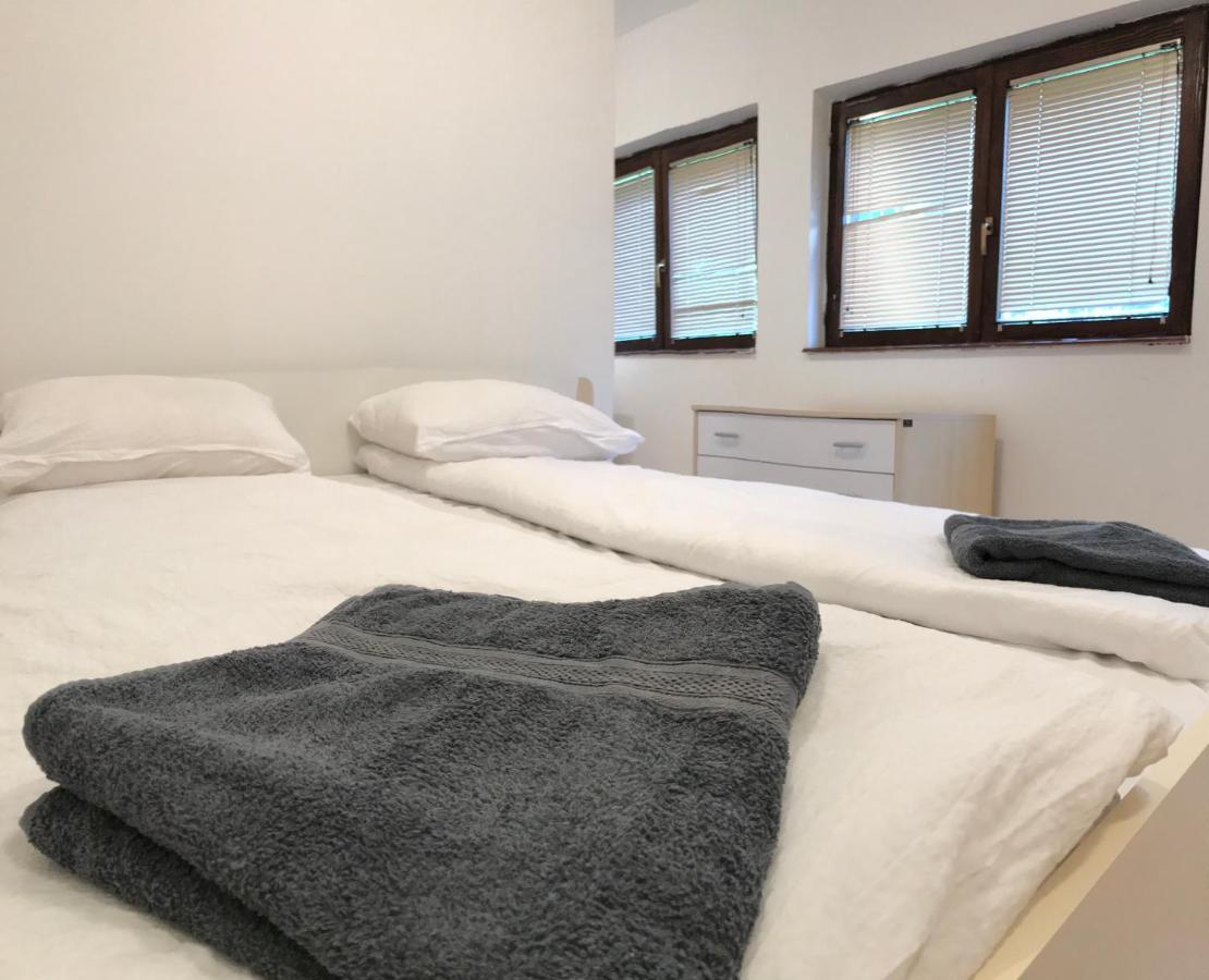 Apartmani Kosuta Тиентище Екстериор снимка