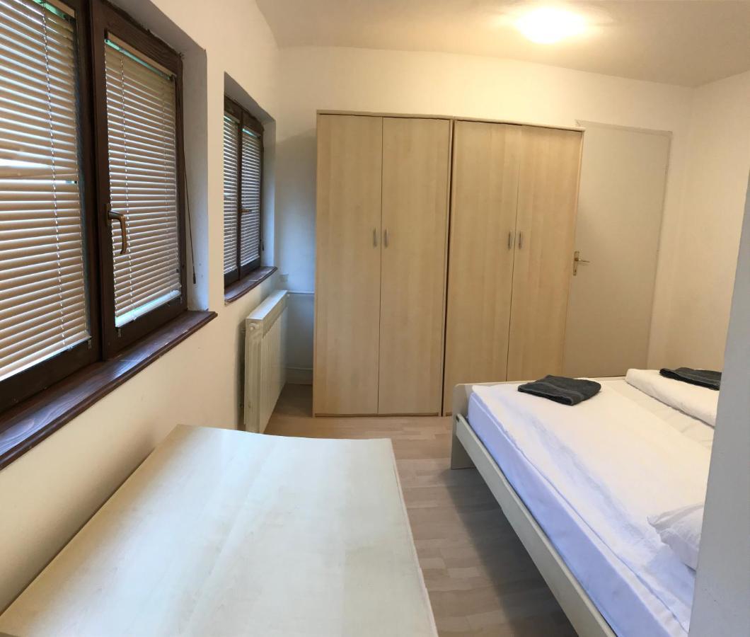 Apartmani Kosuta Тиентище Екстериор снимка